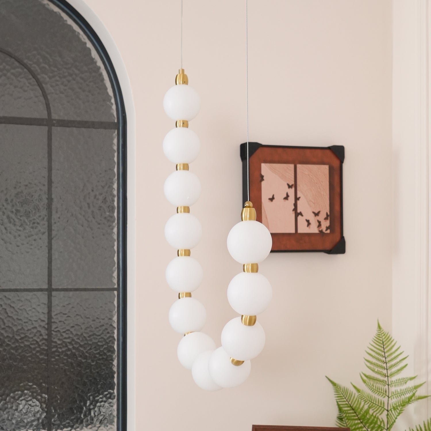 Nemsk | Lirena Messing Akryl Kandelaber Med Perle Inspirerte Paneler