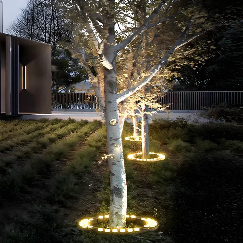 Nemsk | Sylvanor | Outdoor Spotlight For Trees With Focused Beam